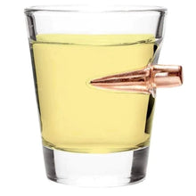 Lade das Bild in den Galerie-Viewer, Lucky Shot - Schnapsglas mit .308 Geschoss - MantisX.at